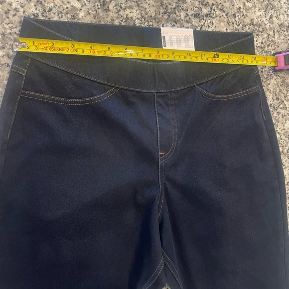 HUE 🦋Dark Blue Jeggings for Women 💙💙💙NWT💙💙 size Large - Picture 9 of 12